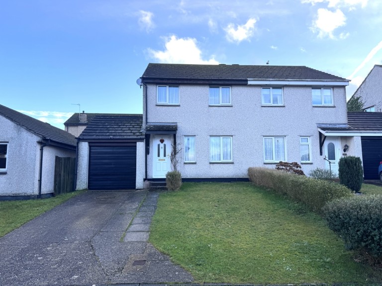 FAIRLEA CLOSE, DAWLISH